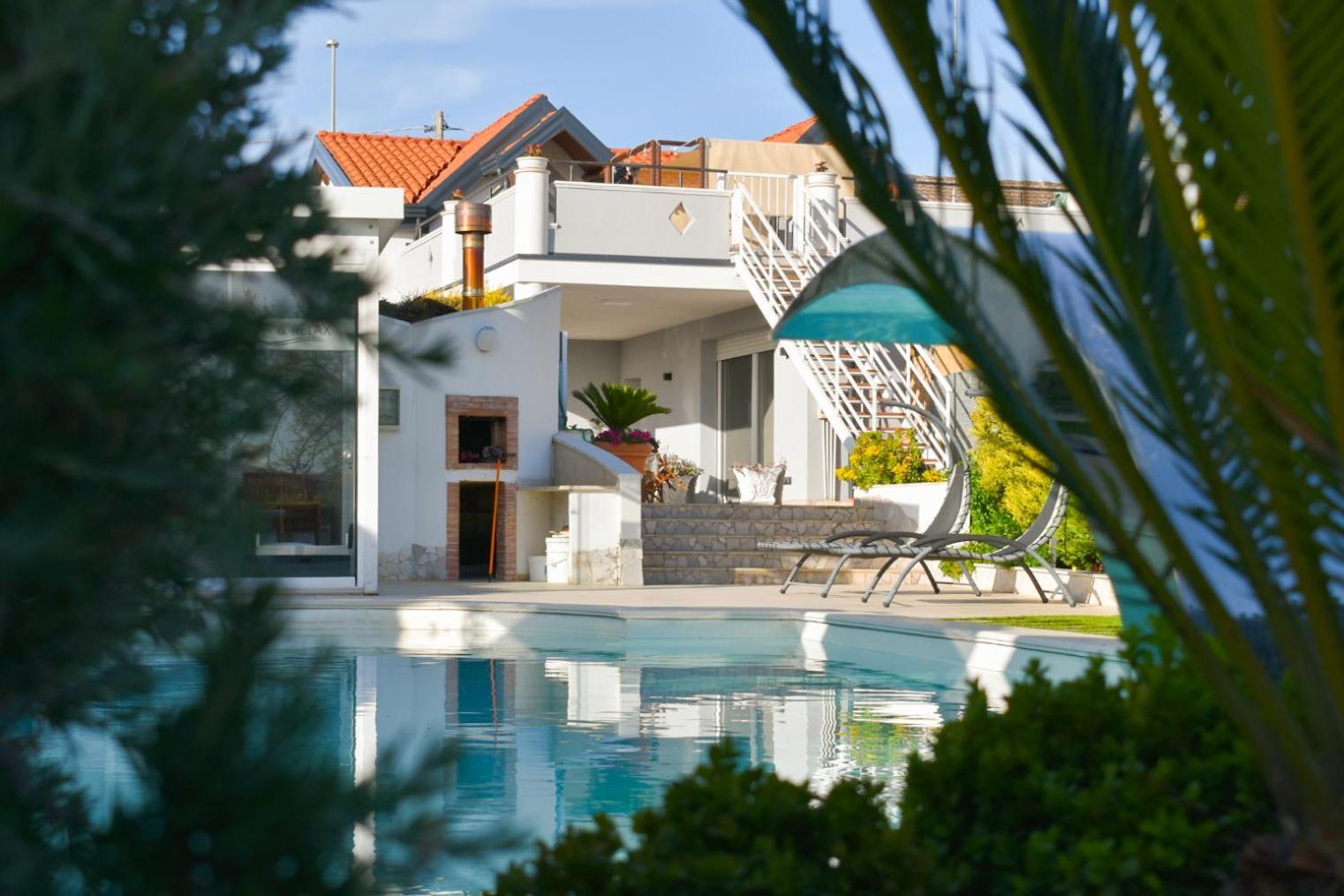 Casa Vacanze Un Tuffo Nel Blu Matera Exterior foto