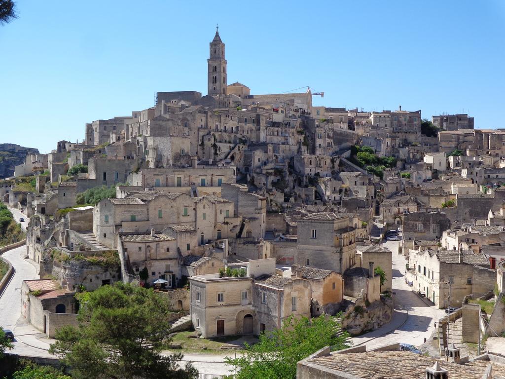 Casa Vacanze Un Tuffo Nel Blu Matera Exterior foto