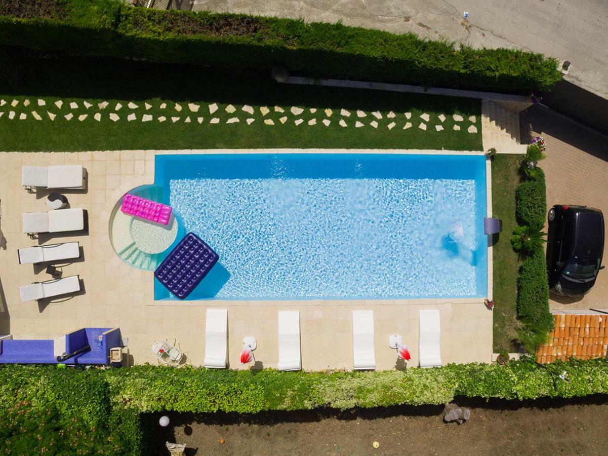 Casa Vacanze Un Tuffo Nel Blu Matera Exterior foto