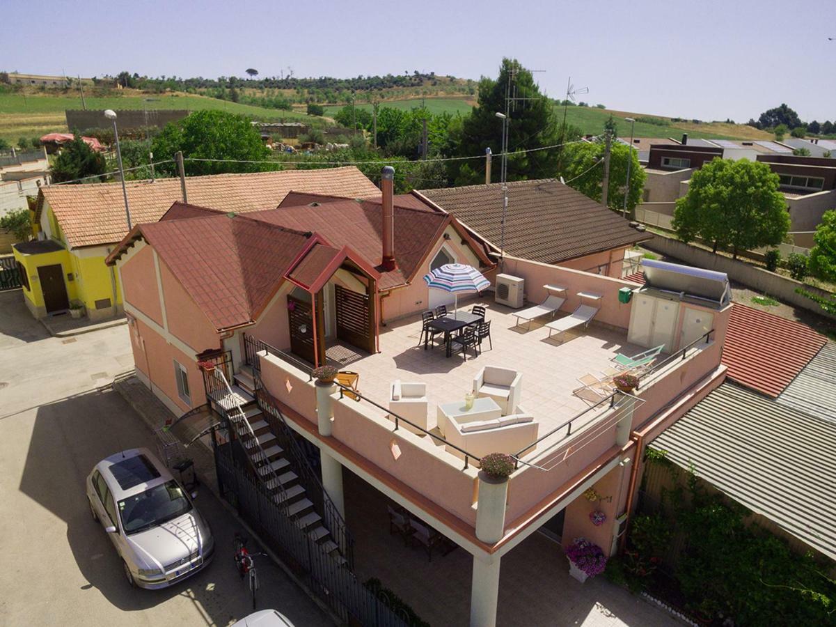 Casa Vacanze Un Tuffo Nel Blu Matera Exterior foto